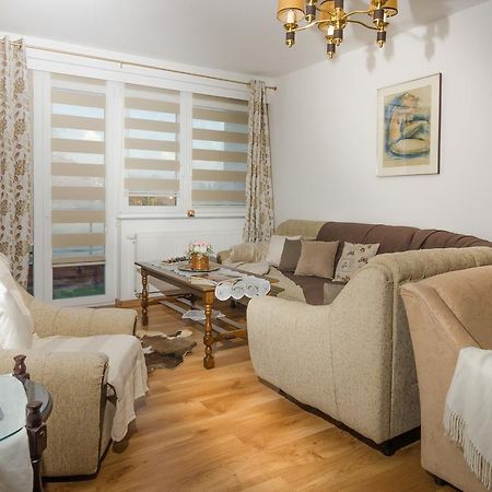 Apartment 10 Високо Екстериор снимка