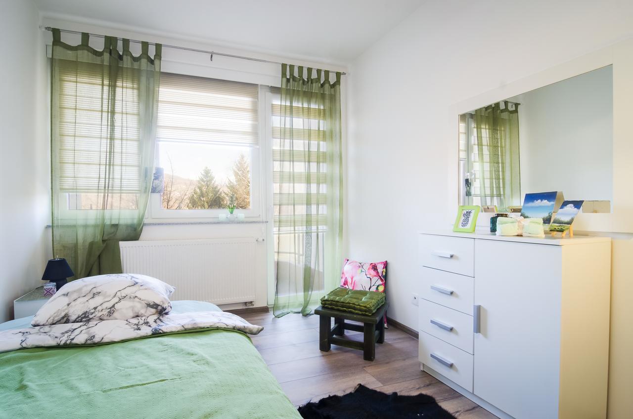 Apartment 10 Високо Екстериор снимка